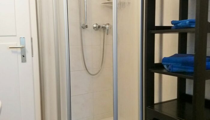 Ferienwohnung FLAIR Bad mit Dusche Zella-Mehlis Ferienwohnung FLAIR Bad mit Dusche